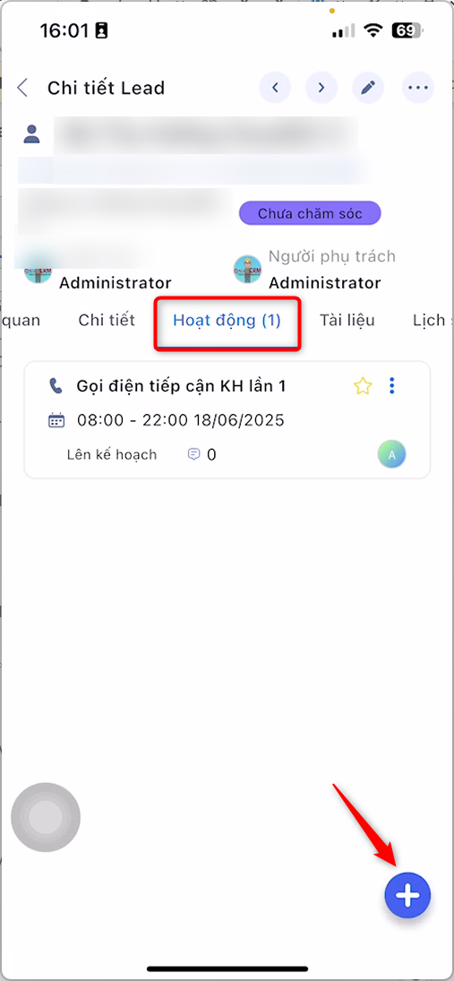 Chi tiết Lead, tab Hoạt động và nút dấu cộng